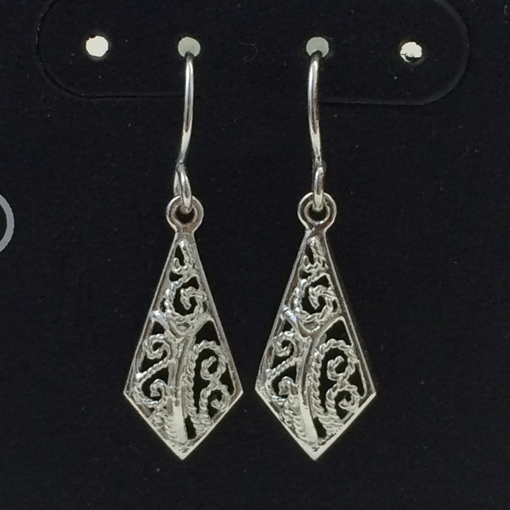925 Sterling Silver Filigree Point Dangle Earrings